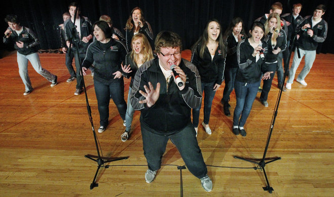 School groups channel 'Glee'-style a cappella, bringing new sound to music ed