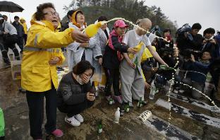 Jokes are out as South Korea mourns ferry victims