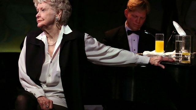 Elaine Stritch, brash stage legend, dies at 89