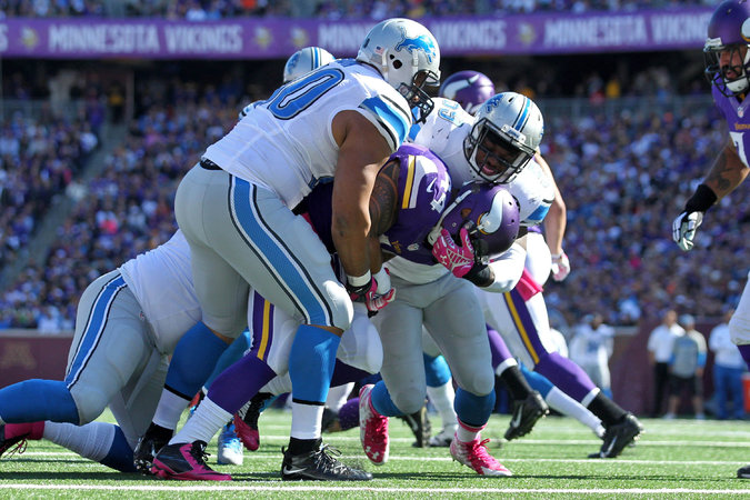 In Detroit, the Lions’ Defense Does the Heavy Lifting
