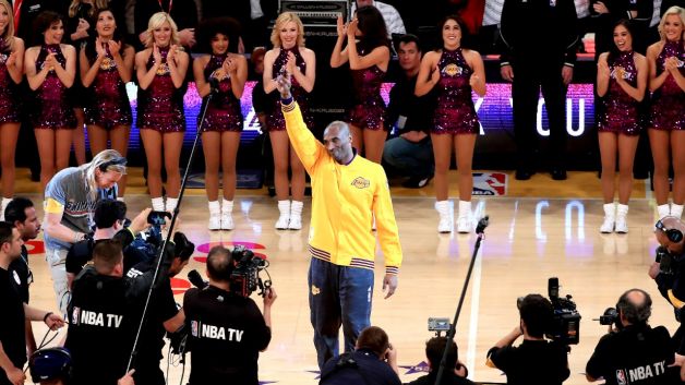 [Watch] Kobe Bryant Gets Sendoff Fit For A King In Final Game